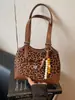 Bolsa de Ombro Estampa de Leopardo Retrô Grande Capacidade Moda Feminina Versátil Bolsa Saco Preguiçosa Bolsa de Mão Bolsa de Axila de Alta Qualidade