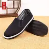 Zapatos de tela de Beijing antiguos para primavera y verano para hombres, transpirables y duraderos, adecuados para padres de mediana edad y ancianos, zapatos de trabajo de suela suave antideslizantes, zapatos negros para hombre