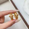 Pendientes de Cruz Retro Vintage Estilo Europeo y Americano Microincrustados para Mujer, Nuevo Diseño Minimalista con un Ambiente Fresco y Único