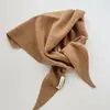 Xale Triangular de Tricô 100% Lã Feminino 2026 Outono/Inverno Cor Sólida Versátil Protetor de Pescoço Roupa Exterior Lenço Pequeno Decorativo