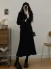 Conjunto nuevo de otoño e invierno para mujer talla grande estilo Hepburn: Conjunto de dos piezas: chaqueta de pana entallada a la cintura + falda de cola de pez