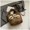Diseño Único, Bolso de Mano de Muñeca de Dibujos Animados Divertido y Gracioso, Estampado de Leopardo de Moda, Bolso Cruzado de Hombro Nuevo a la Moda y Lindo