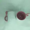 Taza con recubrimiento de alta definición taza de transferencia de calor a baja temperatura Taza con cuchara de dos colores taza de sublimación de dos colores