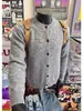 Suéter cárdigan de cuello redondo para hombre, nuevo estilo otoño/invierno, estética vintage "old money", botones rojos, holgado y casual, perfecto como capa exterior o chaqueta de punto