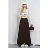 Jeans rectos de pierna ancha color café, estilo otoño, con diseño de botón en el bolsillo trasero, disponibles para dropshipping