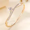 Moda Europea y Americana Transfronteriza Trébol de Cuatro Hojas Moda Lujo Ligero Gama Alta Pulsera de Circonita Llena de Diamantes Versátil Nicho Pulsera para Mujer