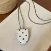 Acessório de colar com clipe para óculos de cordão de couro estilo coreano com estampa de bolinhas e leopardo, corrente para suéter estilo fresco e doce, colar versátil para mulheres