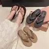 Chanclas de Nuevo Estilo 2026 con Suela Gruesa y Pedrería para Mujer, Sandalias de Playa Antideslizantes y Resistentes al Desgaste, Zapatos de Cuña de Verano de Moda