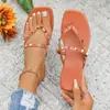 Zapatos Planos de Verano para Mujer con Puntera Cuadrada, Estilo Europeo y Americano, para Playa, Comercio Exterior, Tallas Grandes, Nuevos con Remaches, Venta al por Mayor Tallas Grandes