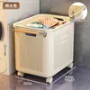 Cesta para ropa sucia, cesta de almacenamiento para ropa sucia debajo del estante del gabinete del baño con ruedas, diseño hueco, para uso doméstico, cesta de almacenamiento para baño para artículos varios, cesta de lavandería