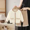 Chaqueta de punto para niña 2025 Otoño Nuevo Estilo Pantalones para niña Conjunto de dos piezas Conjunto de punto tipo cárdigan para niña