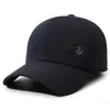 Gorra de invierno para hombre para exteriores, forrada de forro polar y engrosada, con protección para las orejas, gorra tipo pico de pato, adecuada para hombres de mediana edad y mayores, proporcionando calor y protección contra el frío