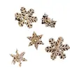 Presilha de Cabelo de Liga de Zinco com Strass em Formato de Floco de Neve para Mulheres, Presilha Lateral para Mechas de Outono e Inverno, Acessório de Cabelo de Pelúcia de Princesa de Natal de Alta Qualidade