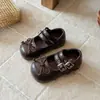 Sapatos de Salto Único para Meninas Sapatos de Princesa Sapatos para Crianças Pequenas Sapatos de Couro Pequenos para Primavera e Outono Novo Estiloso para Bebês e Crianças Estilo Coco Chanel Solado Macio