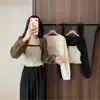 Camisa estilo francés de primavera y otoño, corte ajustado, dos piezas falsas para mujeres petite, dulce patchwork floral, diseño versátil de manga larga corta