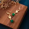 Cheongsam para Mujer Traje Chino con Baño de Oro 24k Diseño Estilo Corte Pendientes Largos de Cisne Incrustados con Cristal Color Calcedonia