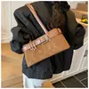 Bolsa de ombro de alta costura estilo coreano, bolsa de nicho da moda para o dia a dia de mulheres, nova moda outono 2026 bolsa de ombro, moderna