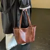 Bolsa Tote para o Dia a Dia Grande Capacidade 2026 Nova Bolsa Feminina de Verão Temperamento Nicho Ombro Único de Mão