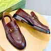 Sapatos Masculinos de Couro de Alta Qualidade Couro Bovino de Primeira Camada Camurça Loafers com Ferradura Couro Envernizado Formal Casual Business Casual Europeu