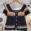 Tejido de punto fino con cuello cuadrado para mujer Verano 2025 Nuevo estilo coreano Retro francés Rayas coloridas Top corto Moderno