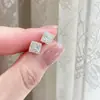 Brincos quadrados de grade com zircônia em agulha de prata estilo coreano inspired, luxo leve e sensação de alta qualidade, acessórios de ouvido modernos e versáteis