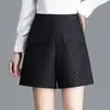 Moda Nova Primavera 2026 Shorts Elegantes de Cintura Alta com Pernas Largas Estilo Coreano Simples Emagrecedores Versáteis