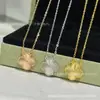 Tienda de Oro Más Vendida Mismo Estilo Trébol Flor Individual Collar Cadena Clavícula Láser Moda Simple Popular Transmisión en Vivo Venta al por Mayor Fábrica