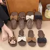Chanclas para mujer con tira para el dedo del pie, decoradas con un lazo, estilo nuevo, retro francés en capas 2026, tiras finas, chancla, estilo retro, suaves