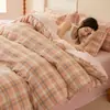 Conjunto de Roupa de Cama de Veludo de Leite 100% Algodão Quatro Peças Capa de Edredom Lado Único Algodão Lado Único Veludo Capa de Edredom Individual Pessoa Única Quente Mais Veludo Conjunto de Três Peças
