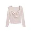 Top base de manga larga con cuello en V retorcido, de estilo europeo y americano moderno, puro y sexy, para mujer, camiseta de manga larga ajustada y adelgazante.