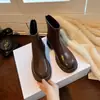 Botas finas de cuero suave para mujer, nuevo estilo 2026, con suela gruesa, que aumentan la altura, con cremallera trasera, botas británicas de moda estilo callejero, botines modernos