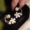 Pendientes de Perla Flor Ojo de Gato Coreanos Elegantes Versátiles Pendientes de Botón de Alta Calidad Dos Formas de Usar Pendiente Fresco Dulce