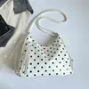 Bolsa Tote Estilo Coreano Retrô Literário Bolinhas Estilo Universitário Feminina Verão 2026 Nova Duas Alças Grande Capacidade Bolsa de Ombro Único