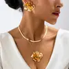 Venta Caliente Transfronteriza Moda de Gama Alta Elegante Conjunto de Pendientes y Collar de Flores Adecuado para que las Mujeres lo Usen en Banquetes Diarios