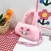 Bolsa de peluche al por mayor de fábrica juguete kulomi bolsa cruzada oso de fresa juguete de peluche bolso de mano japonés Sanrio