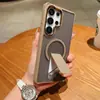 Adecuado para Samsung S26Ultra, Funda de Teléfono Magnética con Sensación de Piel, Cubierta Protectora Metálica para Lente S25Fe A57