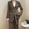 Novo Top de Blazer Pequeno Feminino para Início de Outono com Gola Redonda Moda Casual Estilo Minimalista Blazer de Lã com Cadarço