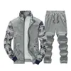 Sudadera con capucha de camuflaje para jóvenes, talla europea T550, para hombre, primavera y otoño, manga larga, conjunto deportivo casual, sudadera de forro polar, dos piezas