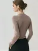 Peça única de tricô fino de 18 pontos Yangzi, suéter 100% lã pura para mulheres, gola semi-alta, suéter de tricô fino para base