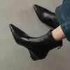 Adelgazantes y delicadas, con aumento interno de altura, punta fina, botines de tacón medio, botas cortas de moda para mujer, nueva colección Otoño e Invierno 2026