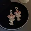 Aretes de Aguja Plateada con Borlas de Gota de Agua Incrustadas de Diamantes, Estilo Palacio, Nicho, Aretes Versátiles, Lujo Ligero, Venta al por Mayor de Aretes de Gama Alta