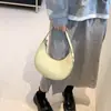 2026 Verão Nova Moda Tendência Casual Pequena Bolsa Feminina de Ombro Único Texturizada Nicho Versátil Bolsa de Axila Bolsa Feminina