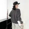 Suéter de Tricô Feminino com Gola V e Caimento Solto, Cor Sólida Grossa, Mangas Caídas, Peça Versátil da Moda