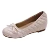 Sapatos femininos estilo doce com laço em padrão de losangos, coleção outono 2026, com aumento interno de altura, corte baixo, bico redondo, estilo sapatilha, sapatos de mãe