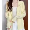 Roupa Rosa de Proteção Solar Cool para Ombro Direito para Mulheres Verão 2025 Novo Cardigã Respirável Solto para Uso Externo Jaqueta Fina Top