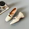 Zapatos Mary Jane de plataforma Camellia para mujer, nuevo estilo otoño 2026, inspirados en Chanel, zapatos de salón poco profundos con punta cuadrada francesa para primavera y otoño