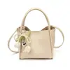 Bolsa Feminina Estilo Cesta com Padrão de Lichia Transfronteiriça com Toque de Luxo, Bolsa de Mão Fashion, Bolsa Versátil para Ombro e Transversal, Bolsa Saco