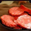 Salsicha vermelha estilo tradicional de Harbin, pronta para comer, linguiça defumada, linguiça de presunto, linguiça grelhada na brasa, lanche pronto para comer