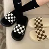 Pantuflas de suela gruesa para mujer, para verano, uso exterior, lindas sandalias ins, para casa, antideslizantes, para interiores, sandalias para parejas, suela suave, sensación de mierda
