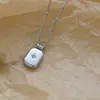 Collar de Acero de Titanio con Colgante de Estrella de Ocho Puntas Incrustada de Diamantes Estilo Europeo y Americano para Mujer, Exquisito Accesorio de Cadena para Clavícula de Lujo Ligero Nicho Gota de Agua